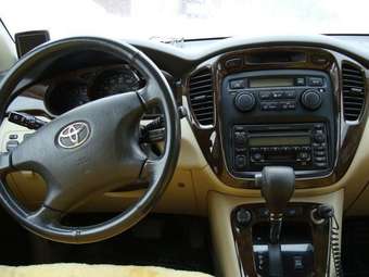 2002 Toyota Highlander Photos