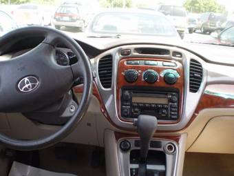 2002 Toyota Highlander Pictures