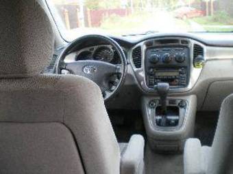 2002 Toyota Highlander Pictures