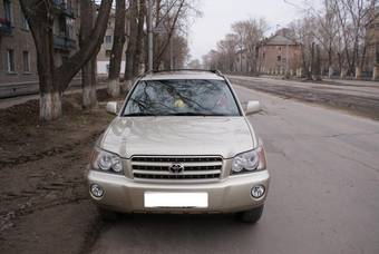 2002 Toyota Highlander Photos