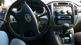 2002 Toyota Highlander Pics