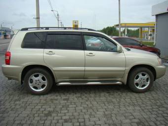 2002 Toyota Highlander Photos