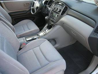 2002 Toyota Highlander Pictures