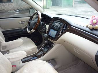 2002 Toyota Highlander Pictures