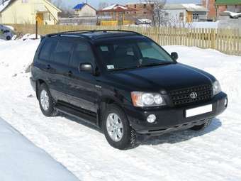 2003 Toyota Highlander Photos