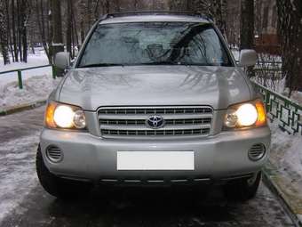 2003 Toyota Highlander Pictures