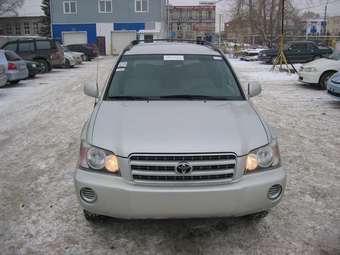 2003 Toyota Highlander Pictures