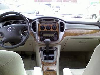 2003 Toyota Highlander Pictures