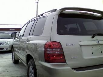 2003 Toyota Highlander Images