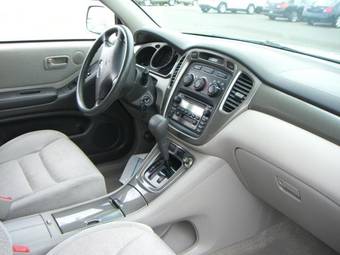 2003 Toyota Highlander Photos