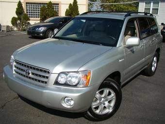 2003 Toyota Highlander Photos