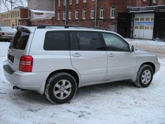 2003 Toyota Highlander Photos