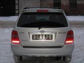 2003 Toyota Highlander Photos