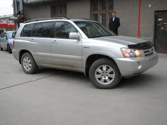 2003 Toyota Highlander Pics