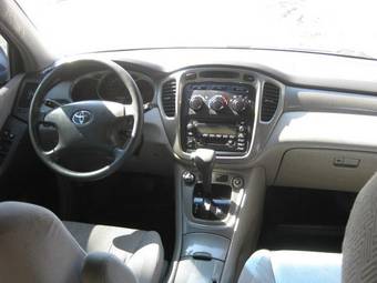 2003 Toyota Highlander Wallpapers