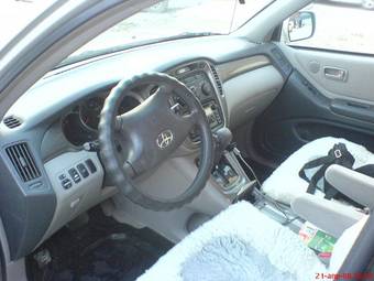 2003 Toyota Highlander Photos