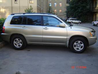 2003 Toyota Highlander Photos
