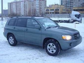 2004 Toyota Highlander Pictures