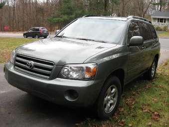 2004 Toyota Highlander Photos