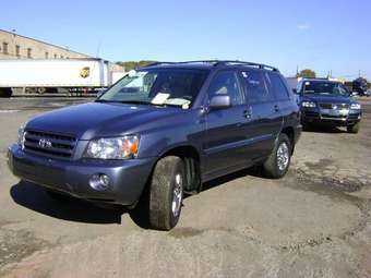 2004 Toyota Highlander Pictures