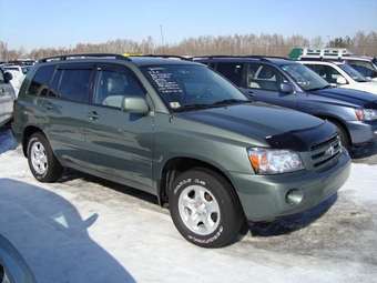 2004 Toyota Highlander Photos