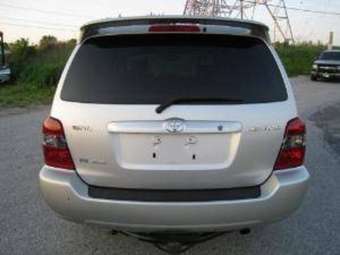 2004 Toyota Highlander Pictures