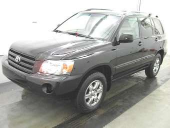2004 Toyota Highlander Pictures