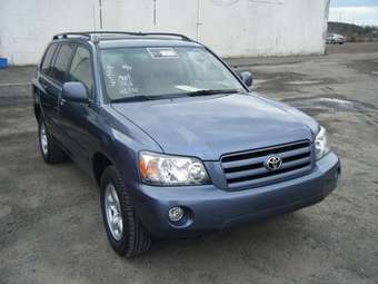2004 Toyota Highlander Photos