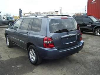 2004 Toyota Highlander Pictures