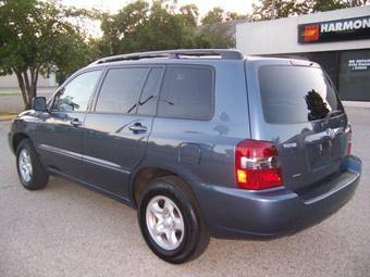 2004 Toyota Highlander Pics