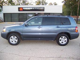 2004 Toyota Highlander Pictures