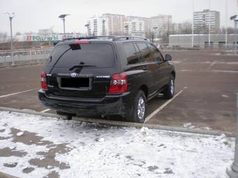 2004 Toyota Highlander Pictures