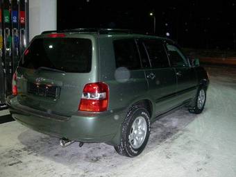 2004 Toyota Highlander Pictures