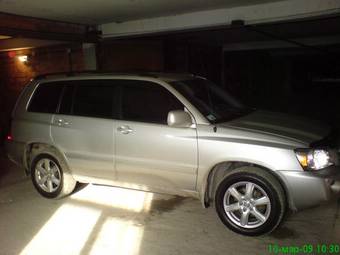 2004 Toyota Highlander Pictures