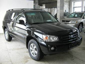 2004 Toyota Highlander Pictures