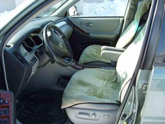 2004 Toyota Highlander Pictures