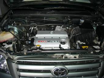 2004 Toyota Highlander Pictures