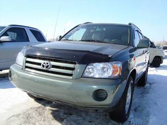 2004 Toyota Highlander Photos