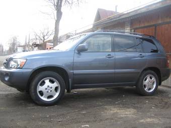 2004 Toyota Highlander Photos