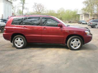 2004 Toyota Highlander Photos