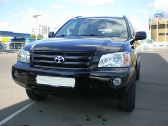 2004 Toyota Highlander Pictures