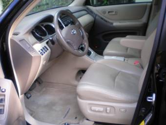 2004 Toyota Highlander Photos