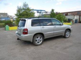 2004 Toyota Highlander Photos