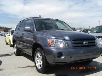 2004 Toyota Highlander Photos