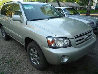 2004 Toyota Highlander Pictures