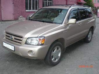 2004 Toyota Highlander Photos