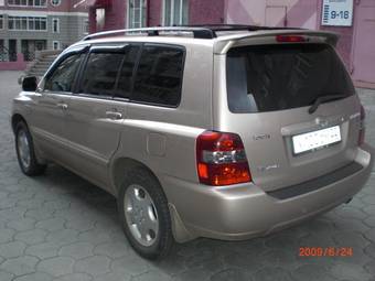 2004 Toyota Highlander Photos