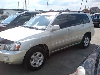 2004 Toyota Highlander Pictures