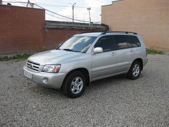 2004 Toyota Highlander Photos