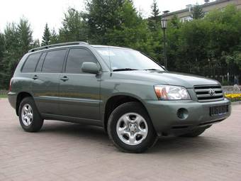 2004 Toyota Highlander Photos